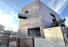 読書の森（松原市民松原図書館）