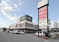 サンプラザ三宅店